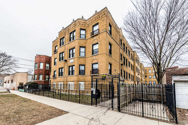 7440 S Phillips Ave property